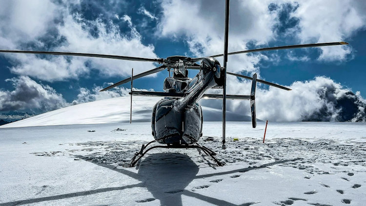Courchevel helicopter
